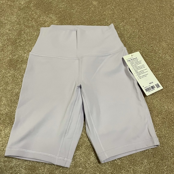 Lululemon 8” Align Short - Picture 3 of 3